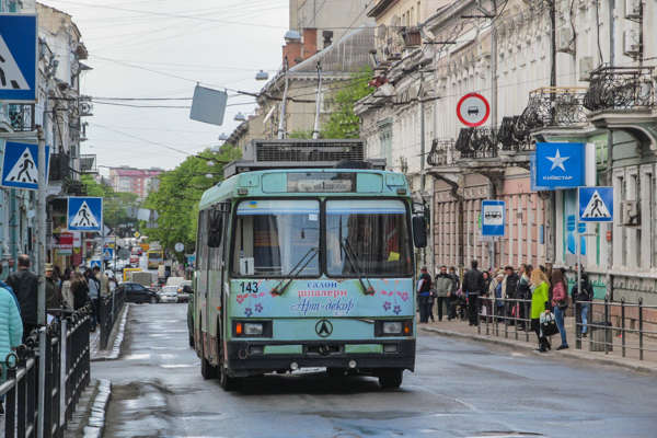 143 | ЛАЗ-52522 | КП «Тернопільелектротранс»