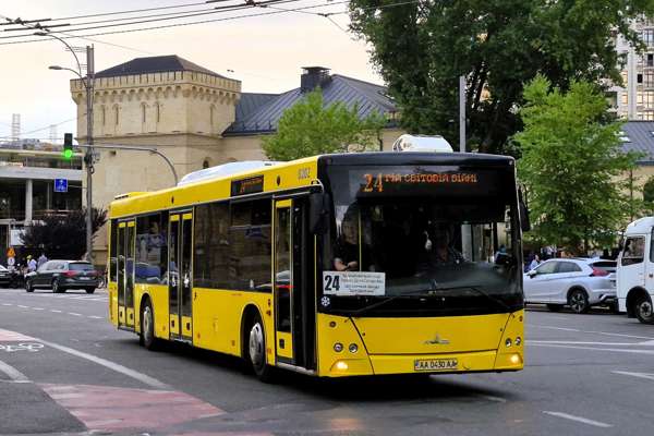 アーニーページ 8202 / AA 0430 AA | МАЗ-203069 | Автобусний парк № 2