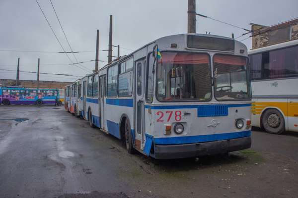 280 | ЮМЗ Т2 | Тролейбусний парк