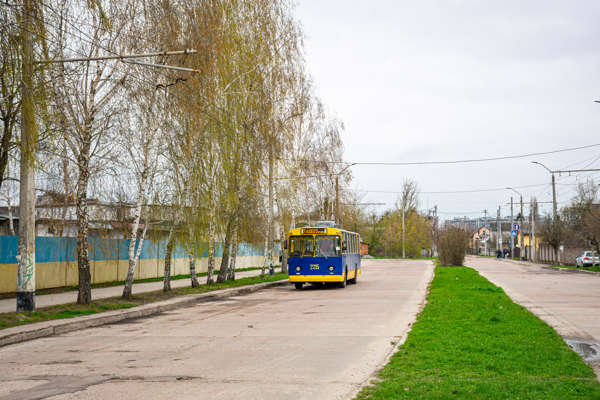 2215 | ЗиУ-682В [В00] | Трамвайно-тролейбусне депо № 2