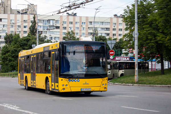 7832 / KA 4956 BT | МАЗ-203015 | Автобусний парк №8